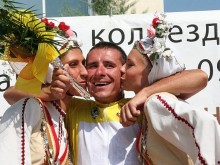 Габровски продължава убедително първи в Обиколката на България