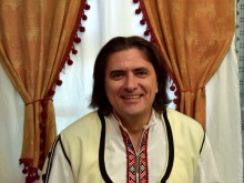 Народният певец Димитър Аргиров се завръща към рок-амплоато си