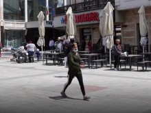 Застинахме ли на място в памет на Ботев и загиналите за свободата на България? Убедете се сами!