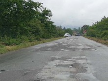 Ремонтът на единия път за "Маказа" зацикли