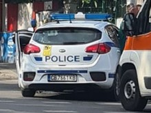 Последна информация за инцидента на "Гладстон"! БМВ-то се е врязало в патрулка