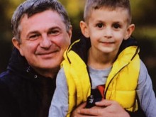 Синът на Милен Цветков тръгна по неговите стъпки, направи интервюта с известни личности