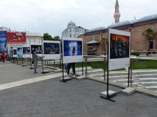 Опера Пловдив откри изложба "Opera Open: Паметта на фестивала" на Римския стадион