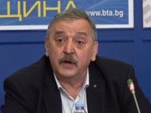 Корнелия Нинова защити проф. Кантарджиев с много силни думи