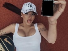 Дара събуди голям интерес сред фенове след последната си снимка