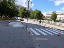 Възстановяват маркировката на десетки пешеходни пътеки в Пловдив
