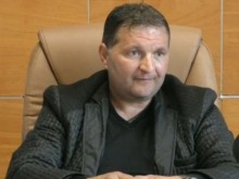 Бившият кмет на Калояново откаран по спешност в болница, получил е нервен срив
