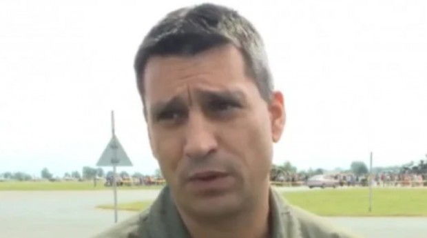 Майор Валентин Терзиев Загиналият български пилот при нощен полет над