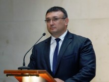 Ексминистър: Трудно ще изчегъртате "хората на Младен Маринов" от полицията