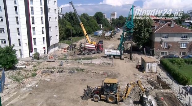 Строителните дейности по "Модър Царевец" вървят с бързи темпове