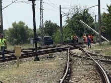 Възстановено е движението на влакове през жп гара "Белово"