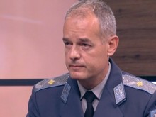 Със свито сърце началникът на авиобаза "Граф Игнатиев" разказа за последните минути живот на Валентин Терзиев