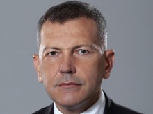 Министърът на транспорта: Авиационният сектор е най-тежко пострадалият от пандемията