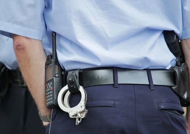 Екип на охранителна полиция в Шумен установи и задържа на