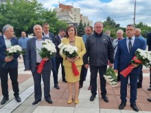 Нинова: България има нужда от лява алтернатива