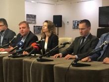 Каракачанов: Ромите превърнаха раждането в професия за източване на социалните фондове