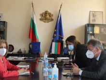 Кацаров: Темпът на ваксинация продължава да бъде много нисък