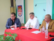 Стефан Янев в родното си село Поповица: Нека да престанем да определяме новите назначения като скандални