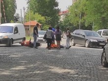 Блъснат е служител на Takeaway на кръстовище в Пловдив