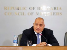 Борисов: Трябва да издърпаме държавата от блатото, в което я тикат комунистите на Радев
