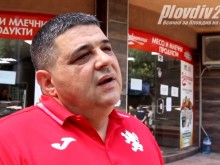 Първо в Plovdiv24.bg: Бащата на дамата със запаления в Пловдив "Мерцедес" е кмет!