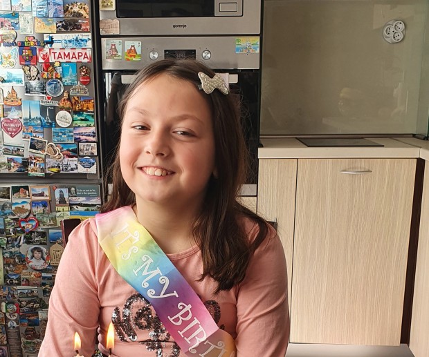 9 годишната Християна Андреева от Варна решава детирминанта част от