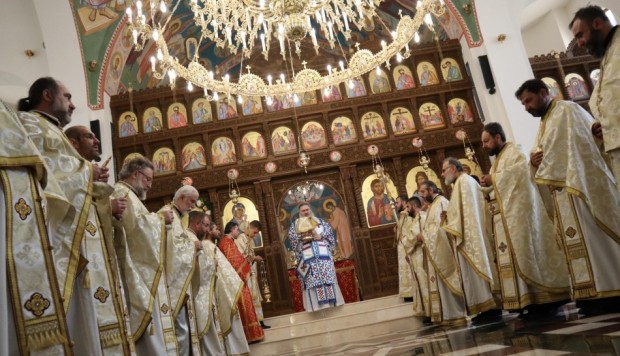 С литийно шествие и Божествена Света литургия беше отбелязан днес