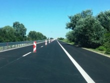 Без камиони по част от АМ "Тракия" заради страшните тапи