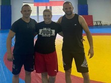 Пловдивски сумисти представят България на Европейското първенство в Русия