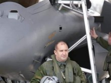 Вдовицата на майор Терзиев с твърде неудобен въпрос към Румен Радев