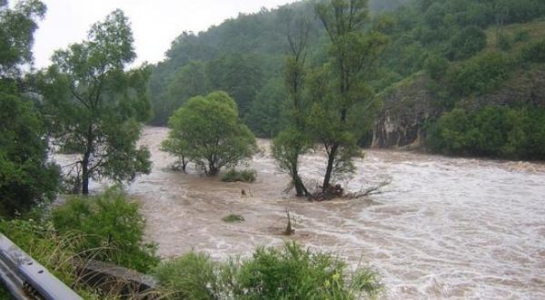 A father and son drowned in the waters of the Vit River