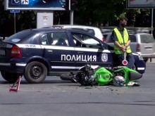 Тежка катастрофа на "Коматевско шосе", млад моторист е със сериозни травми