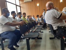 Майката и доведеният баща на убития Ангелчо продължиха да си прехвърлят вината за смъртта му