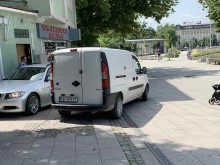 Пешеходна зона ли? Никой не казва какво се случва и защо