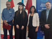 Това е пълната отличничка по право Елеонора Димитрова