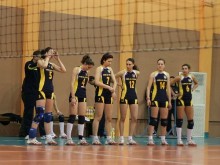 Волейболистките на Марица заминаха на турнир в Румъния