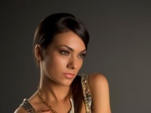 Ето я Лора Георгиева преди и след корекциите