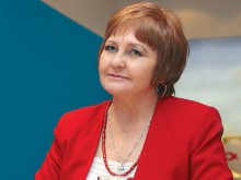Известна диетоложка изригна срещу реклама, която използва името й. Намесени са и чалга звезди