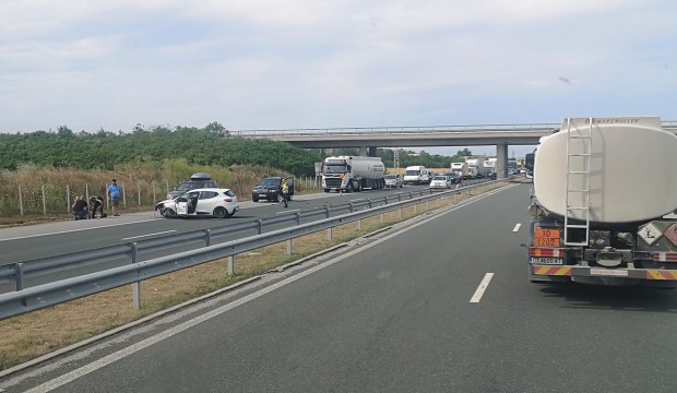 Фейсбук
Катастрофа затруднява движението по автомагистрала Тракия научи Varna24 bg Тя е