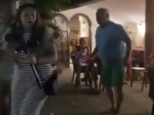 Собственик на хотел нападна брутално репортери на БНТ, счупи техника