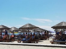 Нашенци на гръцкото море: Носим си бира, ракия, кебапчета, пържоли и си изкарваме перфектно