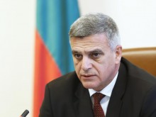 Янев към политиците: Загърбете популизма и се дръжте отговорно!
