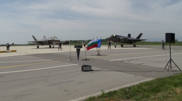 Plovdiv24.bg
Фирми за извършване на дейности по инфраструктурата на Граф Игнатиево за F-16 са