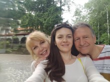 Дъщерята на Стойчо Кацаров живее в лукс и охолство в Швейцария