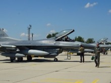 Започва въздушно учение край Пловдив, американците с F-16 вече са в Графа!