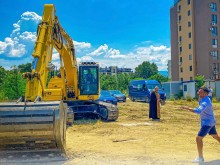 Дадоха старт на строителството на Магнолия 4 с водосвет