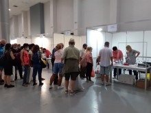 Много бързо върви предаването на изборните резултати в панаира