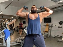 Азис привлече погледите в мрежата: Чиста красота