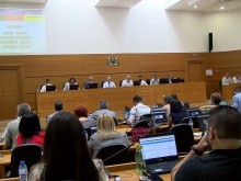 Точката за заема остана в дневния ред