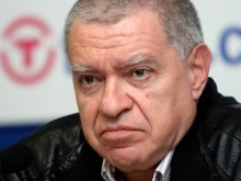 Освобождават Михаил Константинов